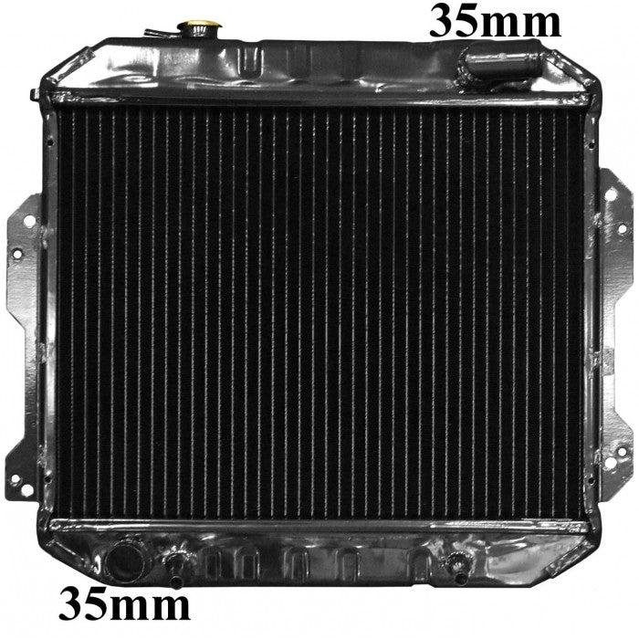 Radiator Assembly - BC Core: 370x490x3R To Suit Nissan O/C Pipe Size: 1 - FO091