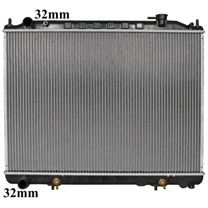 RADIATOR - Nissan Elgrand E51 '02- '10 3.5ltr
