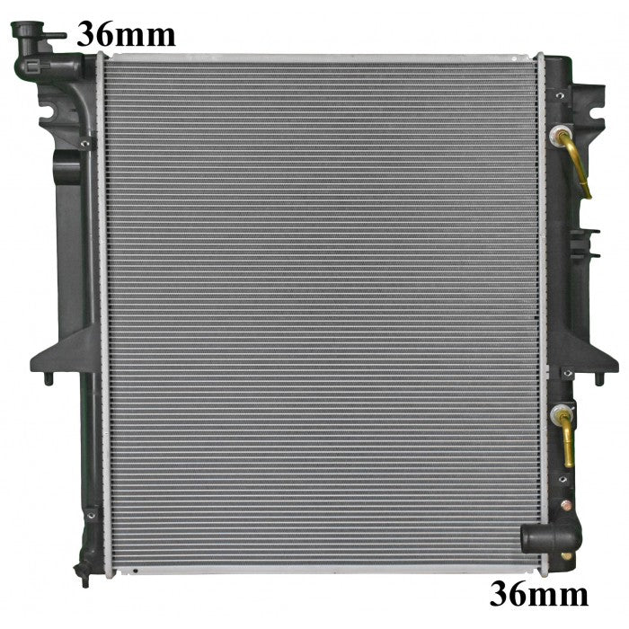 RADIATOR - Mitsubishi Triton ML/MN '08-15 2.5ltr 4cyl Turbo Diesel & Mitsubishi Challenger PB '09-15 2.5ltr Turbo Diesel